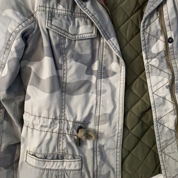 Jacket - Picture 2 of 6